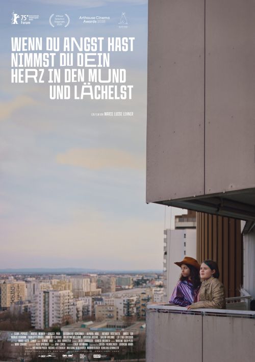 Wenn du Angst hast nimmst du dein Herz in den Mund und lächelst